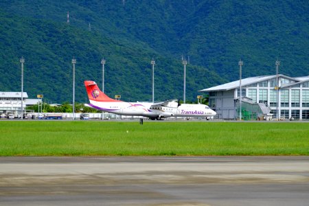 TransAsia Airways ATR 72-212A B-22821 Taxiing at Hualien Airport Runway 20160813a