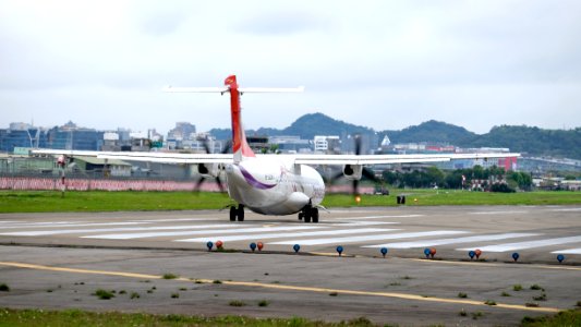 TransAsia Airways ATR 72-212A B-22817 Departing from Taipei Songshan Airport 20150321f