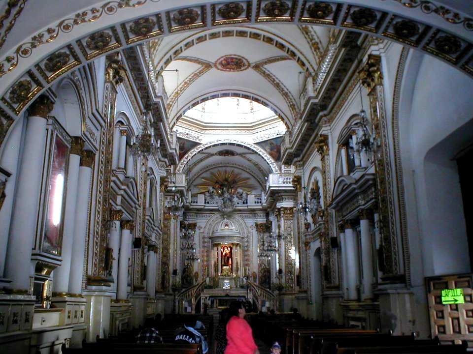 Templo de Nuestra Señora del Carmen por dentro