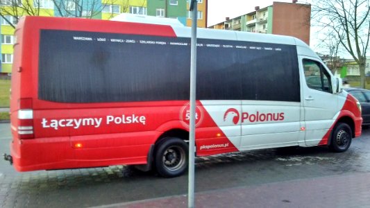 Tomaszów Mazowiecki w województwie łódzkim, PL, EU. Bus warszawskiego Polonusa wracający spod Areny Lodowej Tomaszów Mazowiecki, CC0