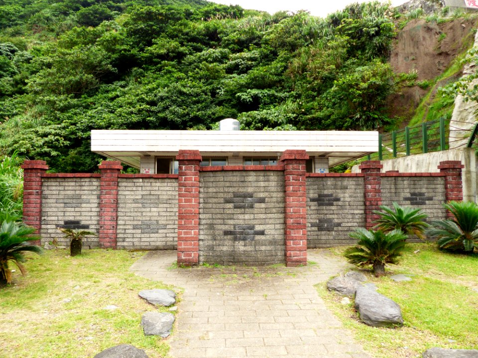 Toilets of Befangao Jingan Temple 20130504