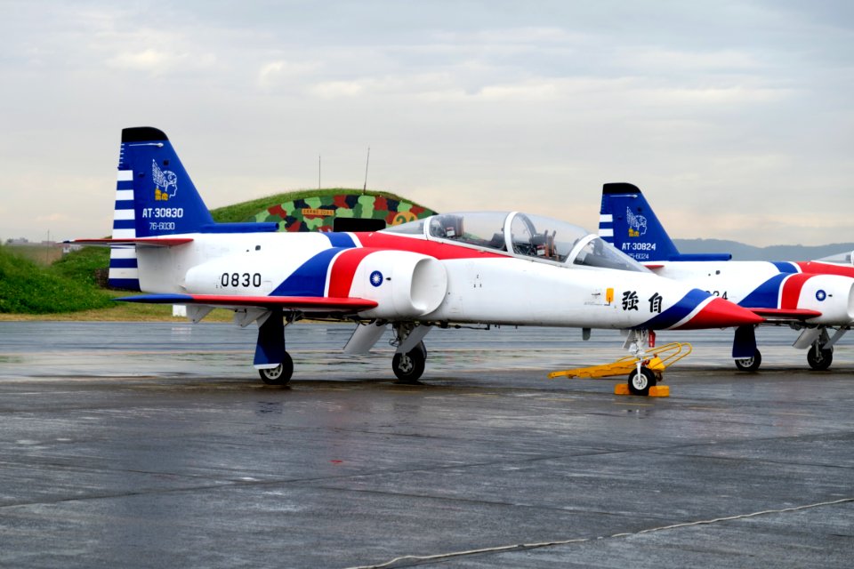 Thundertigers AT-3 0830 Parked at Hsinchu AFB Apron 20151121a