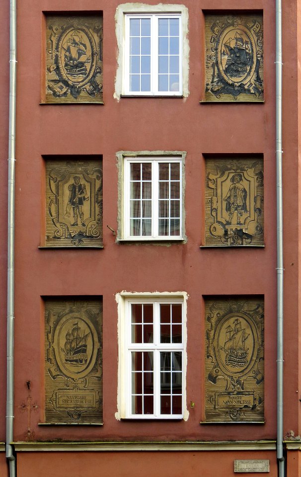 Tkacka 13 Gdańsk relief
