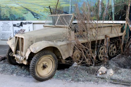 SdKfz 10 Saumur 2
