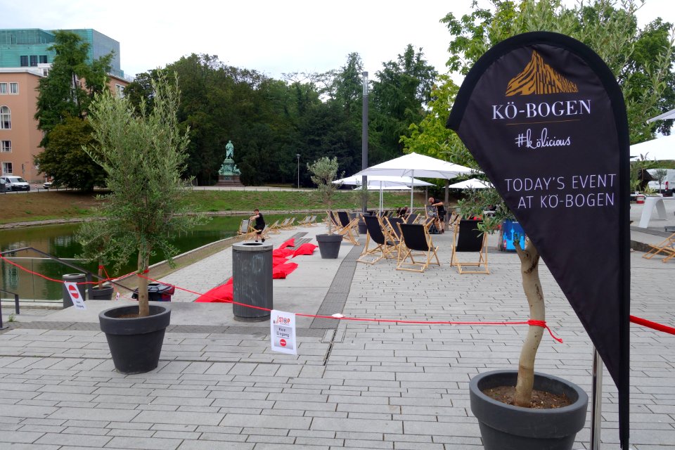 Todays event at Kö-Bogen- Island of life and style, Düsseldorf 20. August 2020 (2)