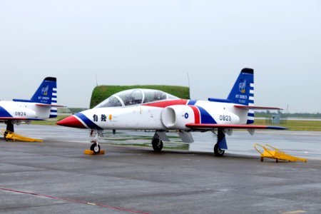 Thundertigers AT-3 0823 Parked at Hsinchu AFB Apron 20151121b