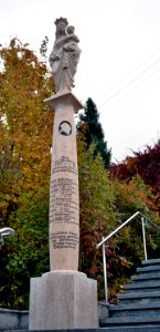 Schoenesberg Kriegerdenkmal 1