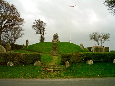 Samso Saelvig constitution monument