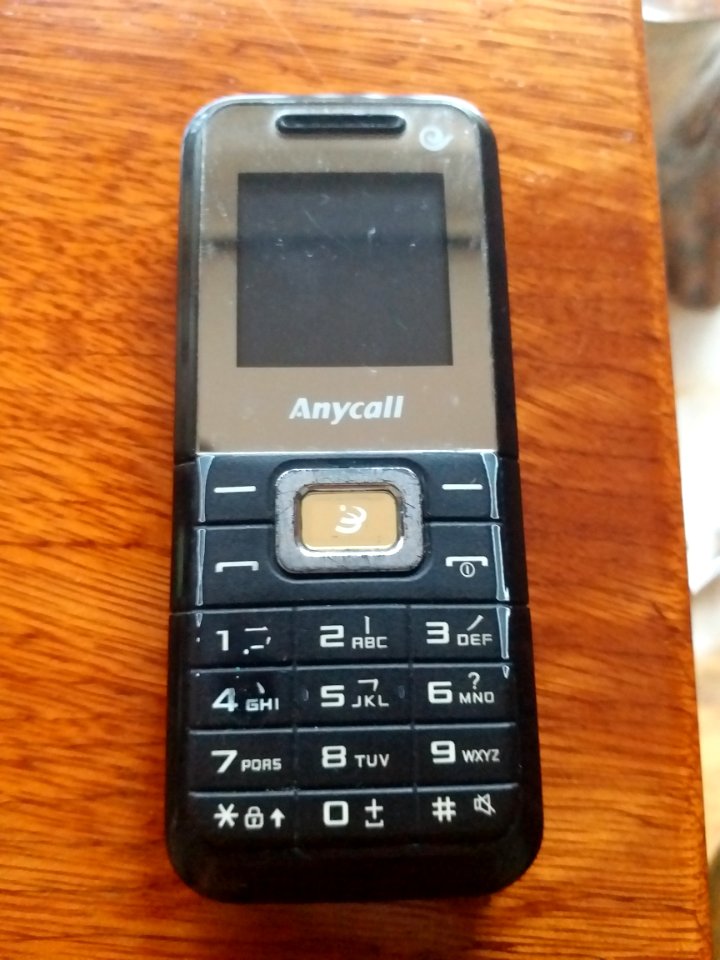 Samsung SCH-B309 front