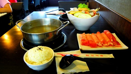 Shabu Shabu of Yuan Wei Jen Guo before Cooking 20120526