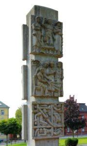 Sassnitz Hauptstrasse Denkmal fuer die Opfer des Faschismus 03