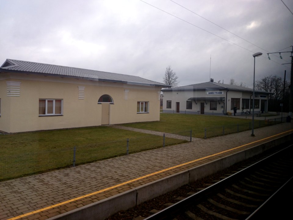Senieji Trakai station