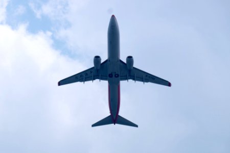 Shanghai Airlines Boeing 737-86D B-5799 on Final Approach at Taipei Songshan Airport 20150509