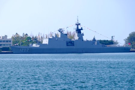 ROCN Kang Ding (PFG-1202) Shipped at Zuoying Naval Base 20151024b