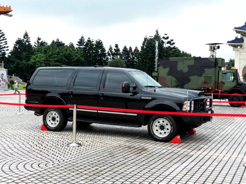 ROCMP Ford Excursion limited Armored Car Display at CKS Memorial Hall Square 20140607a