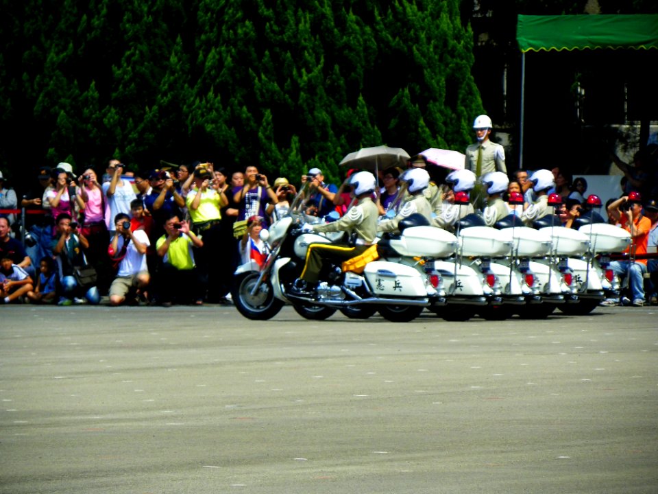 ROCMP Vehicles Parading in Military Police School Linkou Campus Ground 20120908b