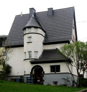 Saarlandstraße 12