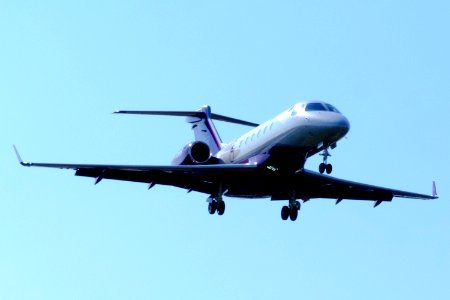 Sparkle Roll Jet Embraer Legacy 500 B-3385 on Final Approaching at Taipei Songshan Airport 20160924a