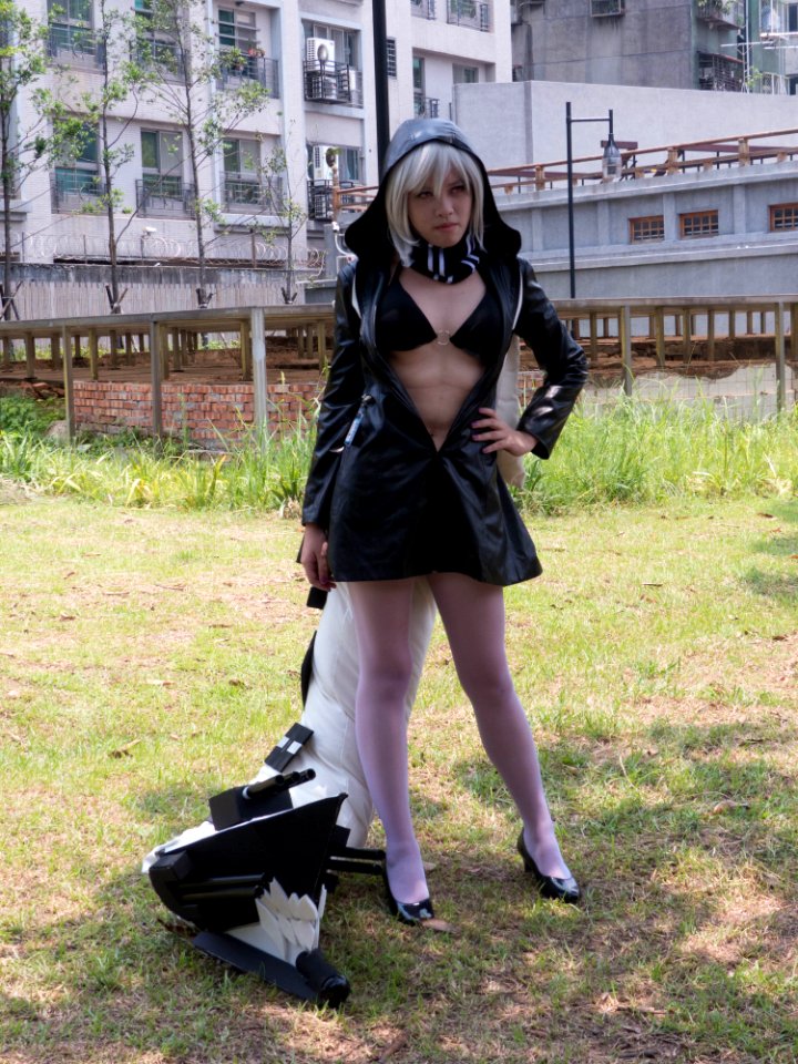 Shinkaisekan Rei Class Battleship Cosplayer, standing 20140705