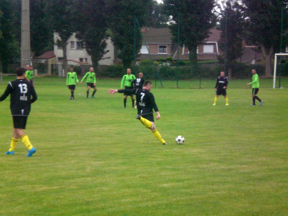 Stade Henin - US Courcelles (23-08-2015) 6