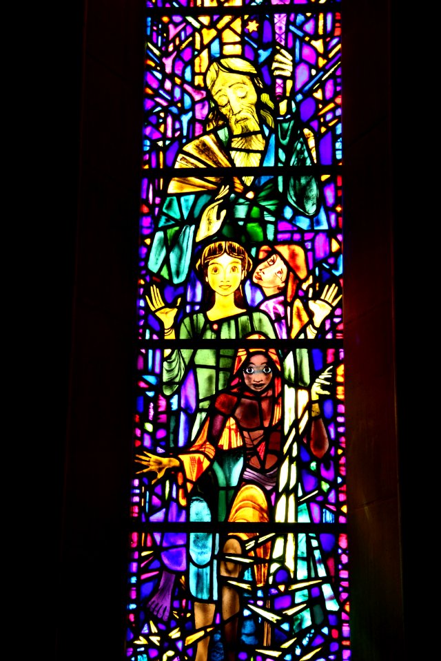 Stained glass window Washington National Cathedral 2012 03