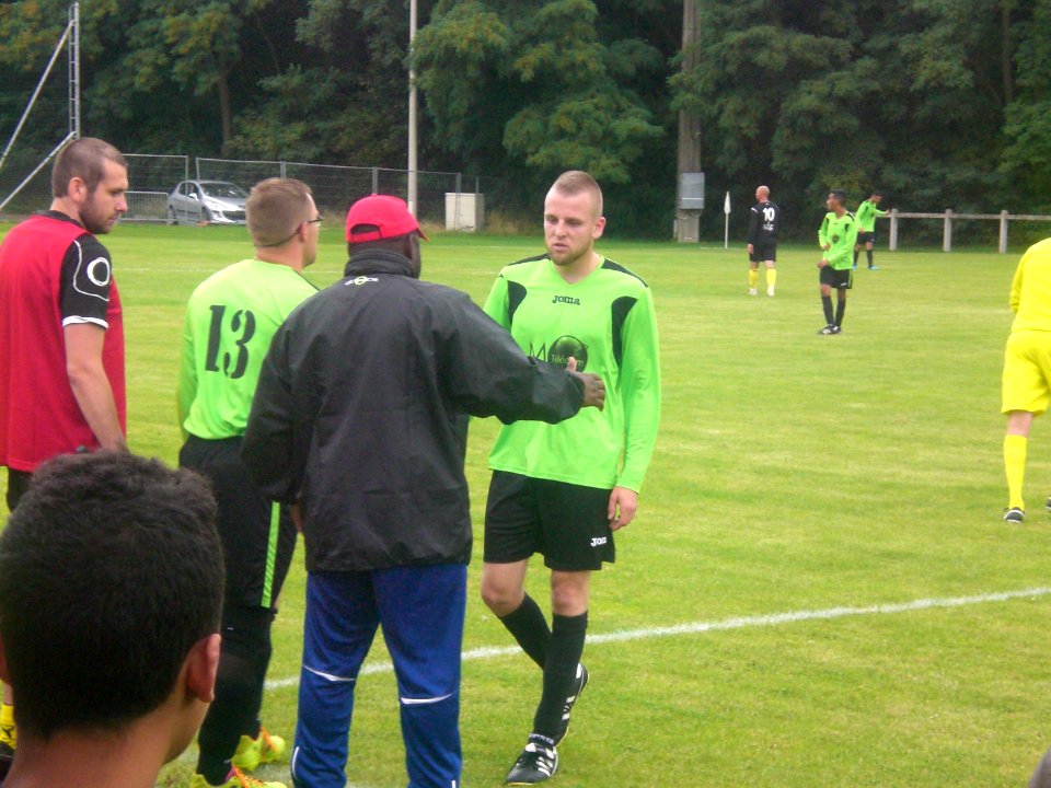 Stade Henin - US Courcelles (23-08-2015) 21