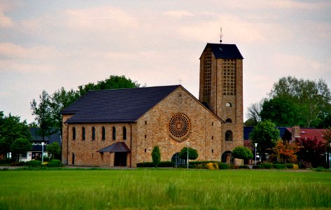 St Mariae Himmelfahrt Schlickelde 2