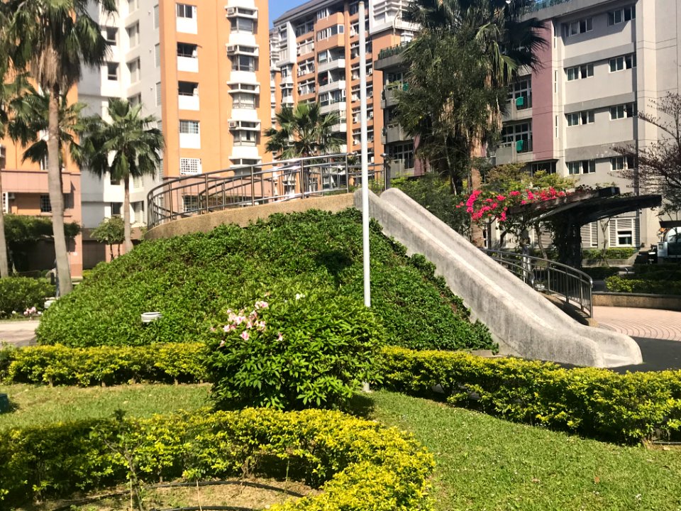 Slide in Jian An Village, Taipei 20180324