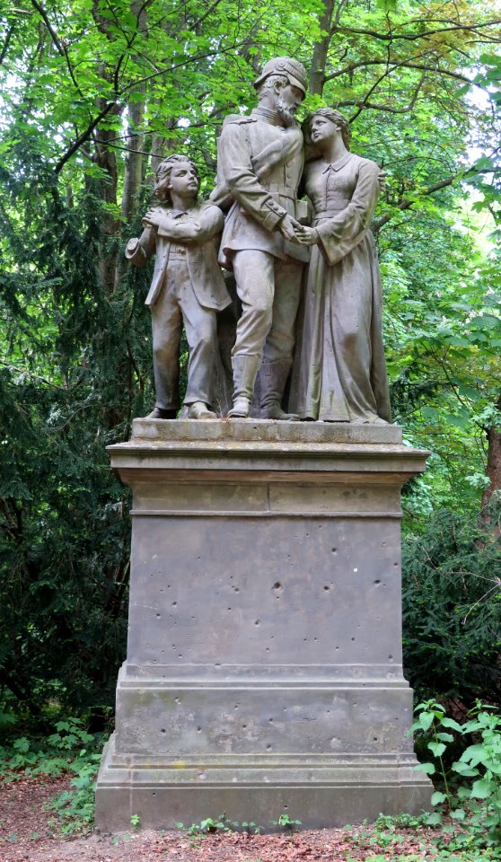 Skulptur Abschied des Kriegers von Hermann Wittig