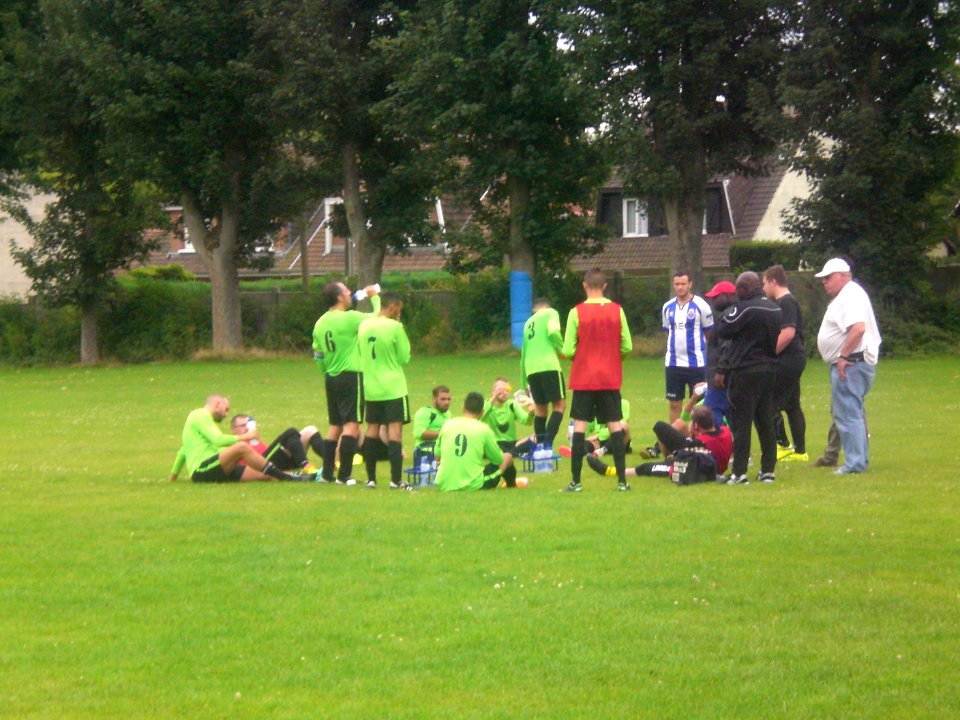 Stade Henin - US Courcelles (23-08-2015) 10