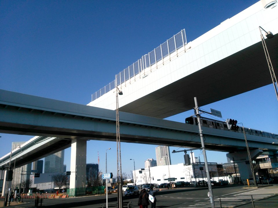 Shutoko Route10, Yurikamome crossing