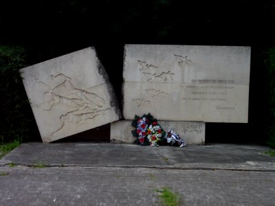 Slavosovce liberation monument
