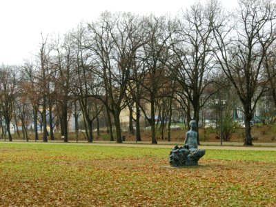 Skwer Sprawiedliwych Poznań 02