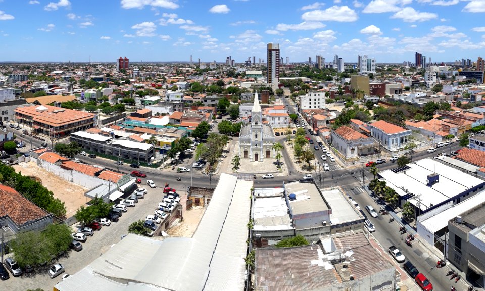 Skyline de Mossoró (RN) do Centro Empresarial Caiçara