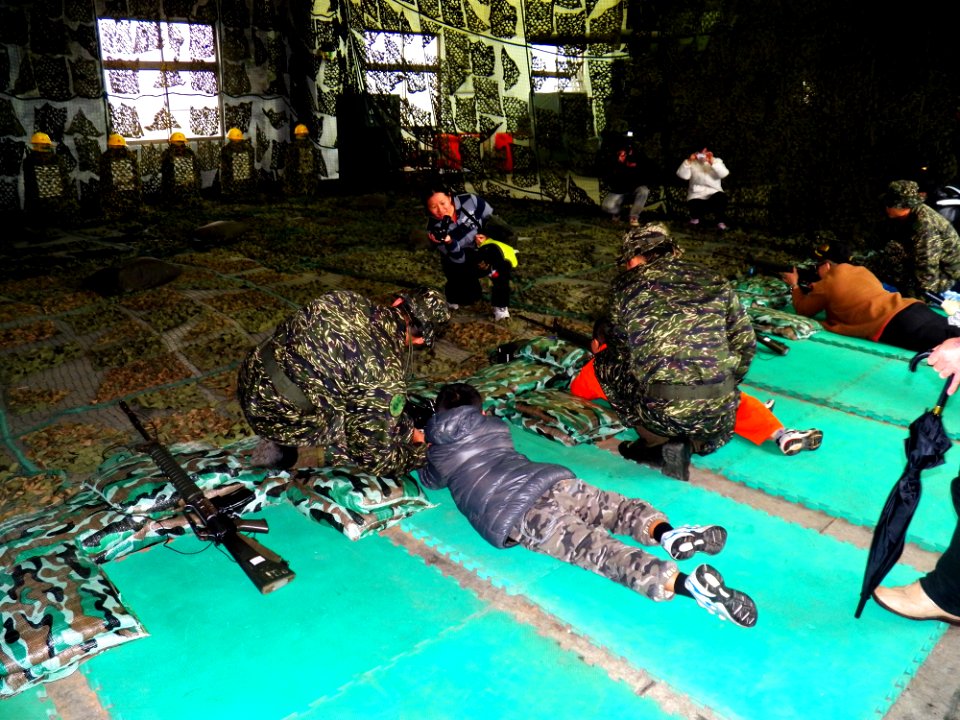 Simulated marksmanship training in Turret Classroom 20130302a