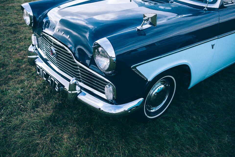 Transportation vehicle vintage