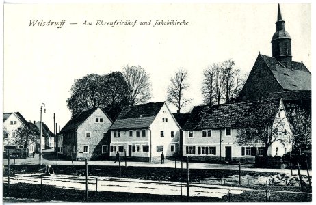 20758-Wilsdruff-1917-Ehrenfriedhof und Jakobikirche-Brück & Sohn Kunstverlag