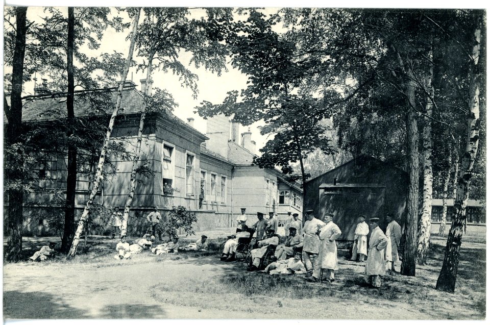 19135-Dresden-1915-Garnison-Lazarett (Reserve-Lazarett I)-Brück & Sohn Kunstverlag
