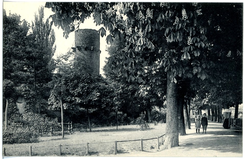 19269-Oschatz-1915-Partie am Stadtturm mit Bismarckdenkmal-Brück & Sohn Kunstverlag