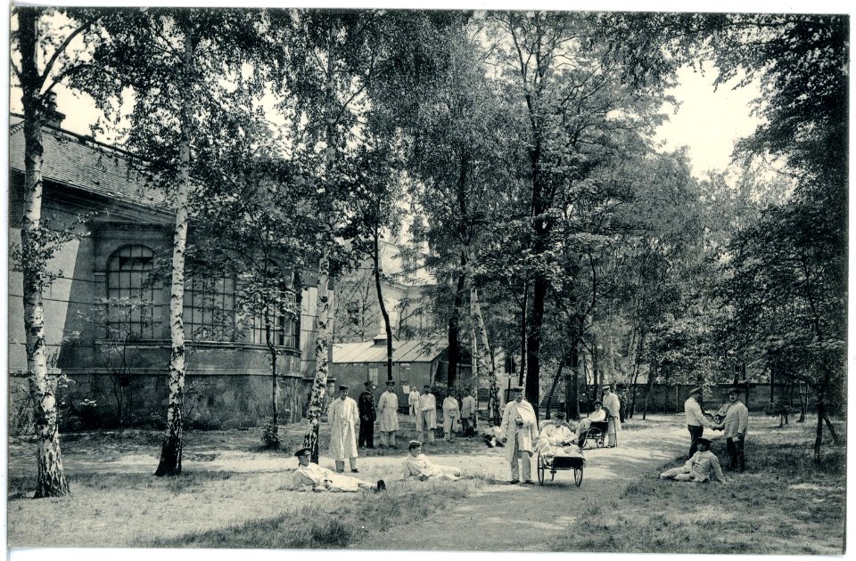 19131-Dresden-1915-Garnison-Lazarett (Reserve-Lazarett I)-Brück & Sohn Kunstverlag