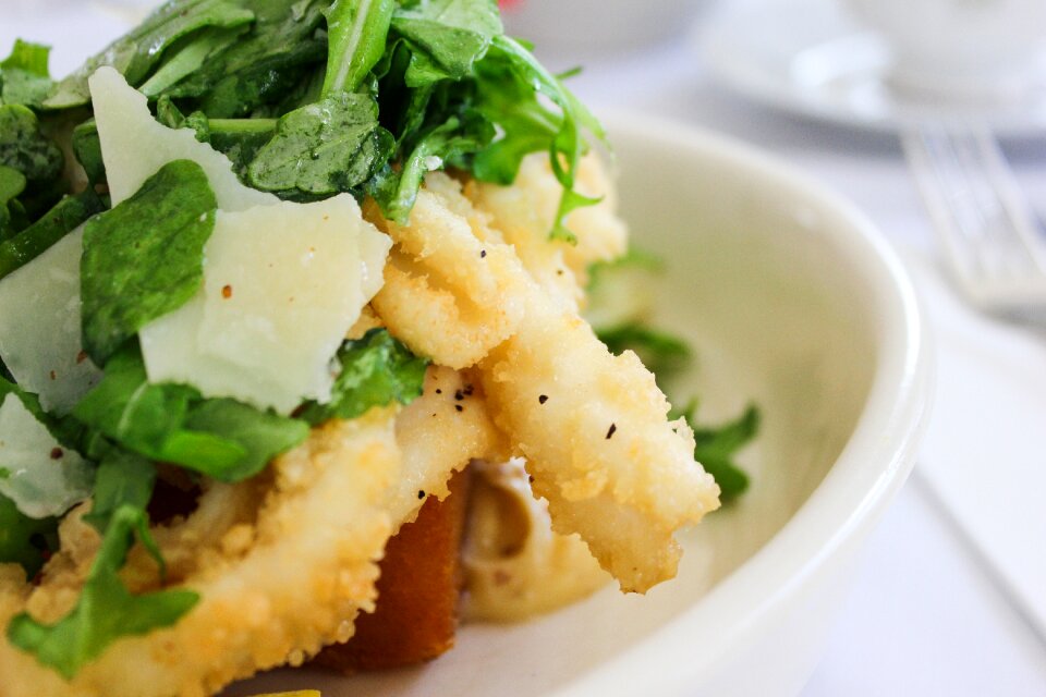 Deep-fried calamari green