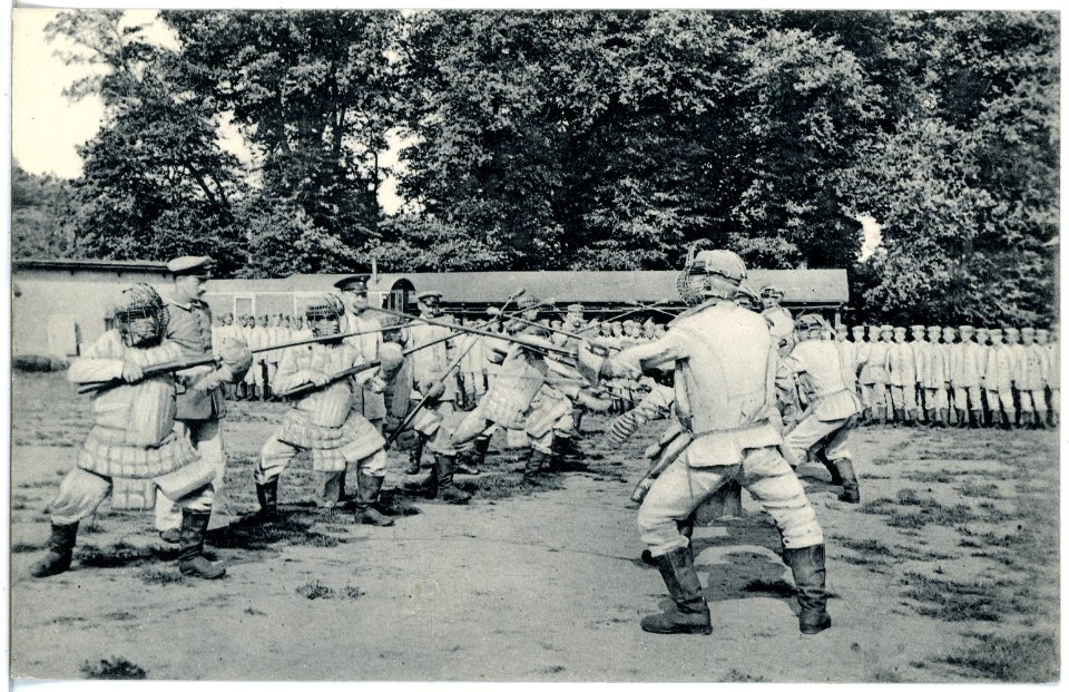 19502-Großenhain-1915-Ersatz-Bataillon Reserve-Infanterie-Regiment Nr. 102 - Rekrutendepot-Brück & Sohn Kunstverlag