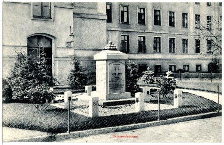 19328-Bautzen-1915-Kaserne, Kriegerdenkmal-Brück & Sohn Kunstverlag