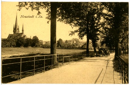 21746-Neustadt-1920-Blick auf Neustadt-Brück & Sohn Kunstverlag