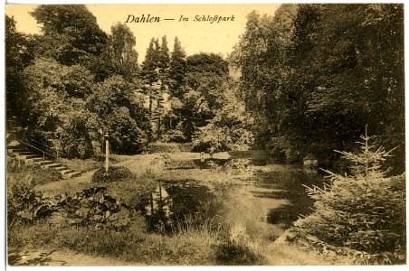 21508-Dahlen-1920-Im Schloßpark-Brück & Sohn Kunstverlag
