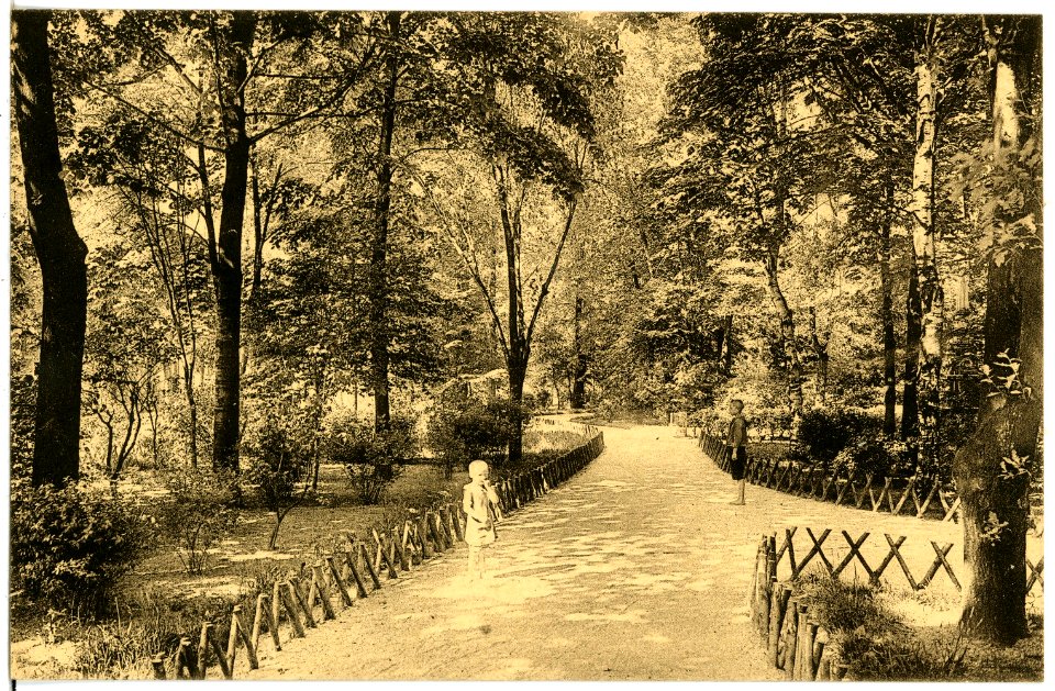 21749-Neustadt-1920-Anlage am Bahnhof-Brück & Sohn Kunstverlag
