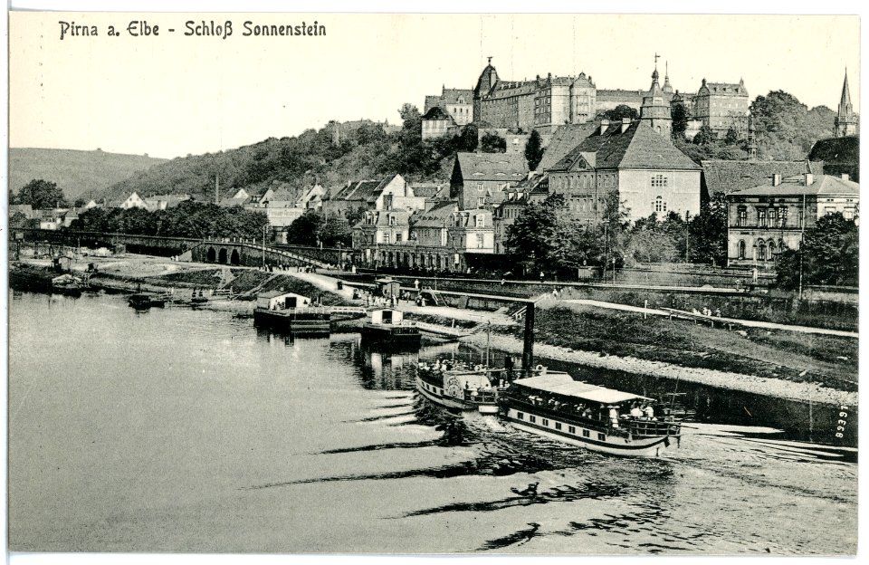 20596-Pirna-1917-Schloß Sonnenstein - Elbe mit Dampferanlegestelle-Brück & Sohn Kunstverlag