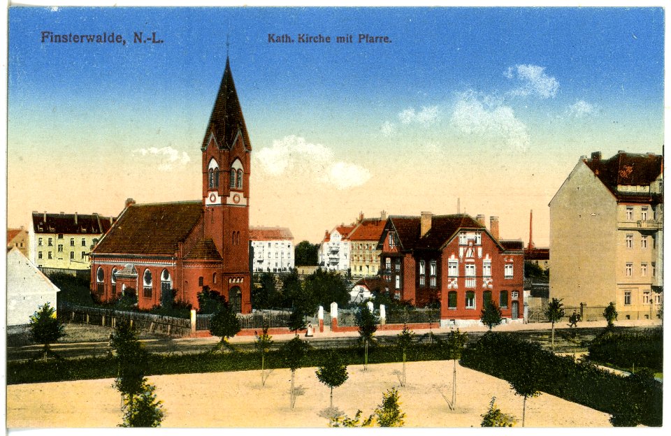 20941-Finsterwalde-1918-Katholische Kirche mit Pfarre-Brück & Sohn Kunstverlag