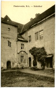 20683-Finsterwalde-1917-Schloßhof-Brück & Sohn Kunstverlag