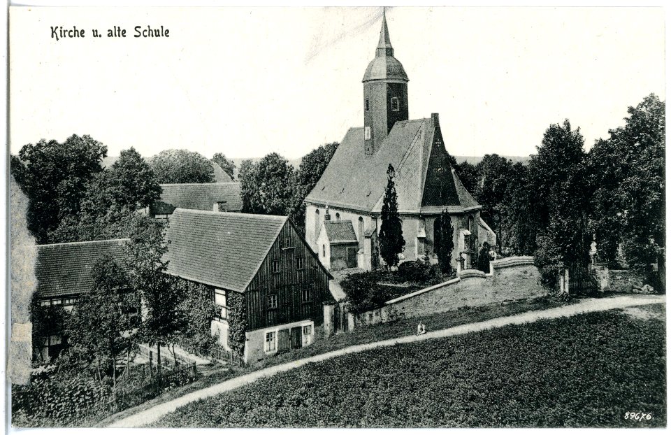 20600-Dittmannsdorf-1917-Kirche und alte Schule-Brück & Sohn Kunstverlag